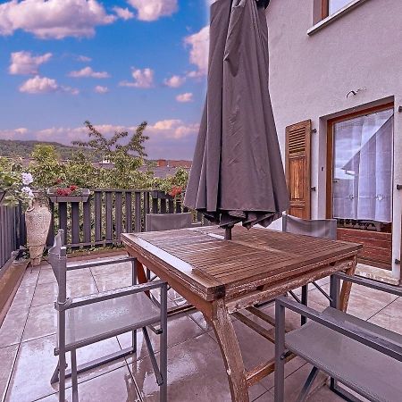 Appartement 2 Chambres Au Coeur Du Vignoble Avec Terrasse Riquewihr Esterno foto