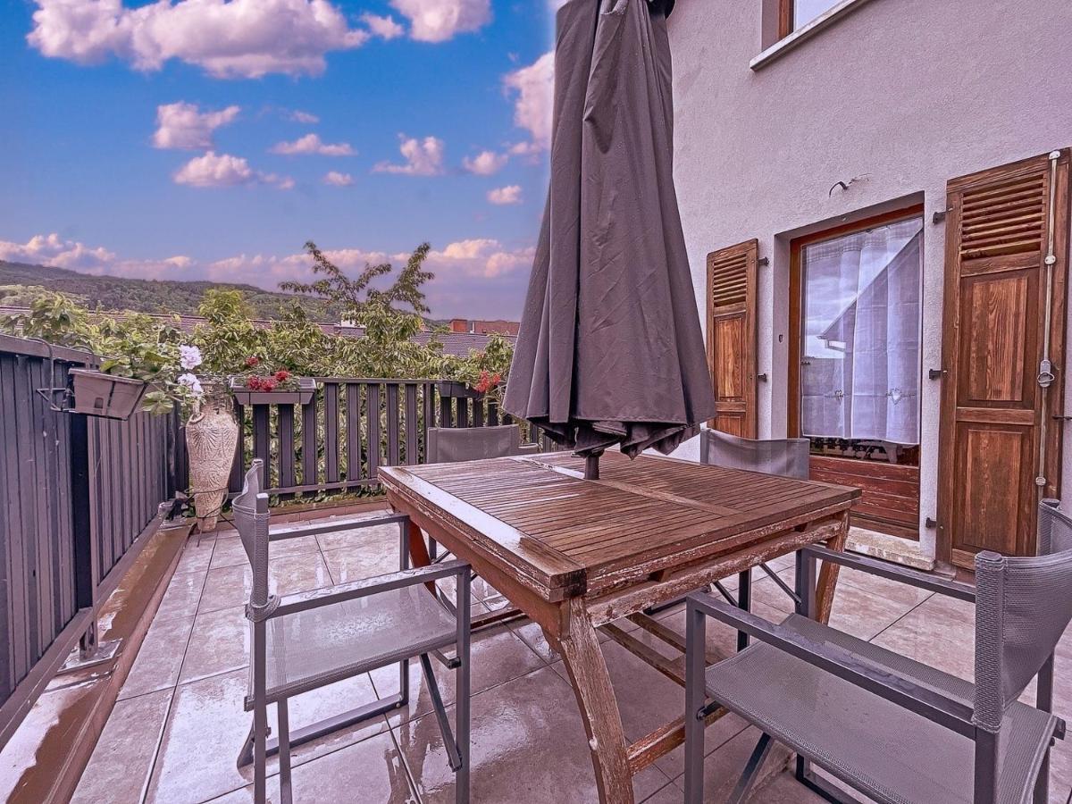 Appartement 2 Chambres Au Coeur Du Vignoble Avec Terrasse Riquewihr Esterno foto